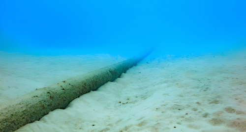 L'arma invisibile del Golfo: la minaccia ai cavi sottomarini e il rischio di un blackout globale